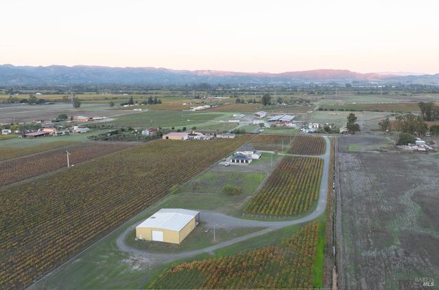 22033 Bonness Rd, Sonoma, CA 95476