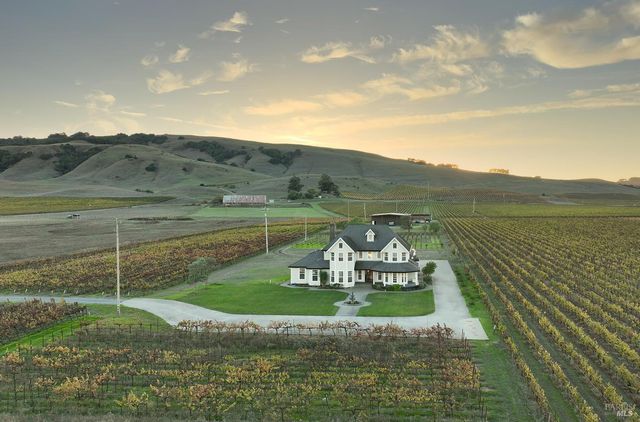 22033 Bonness Rd, Sonoma, CA 95476