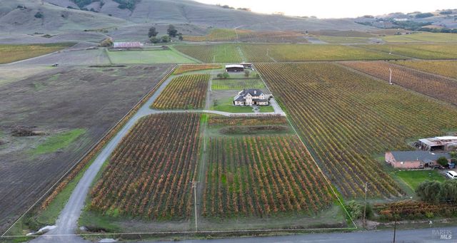 22033 Bonness Rd, Sonoma, CA 95476