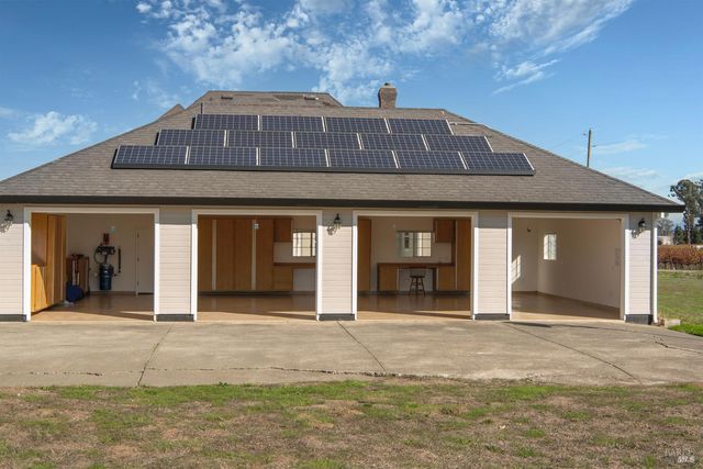 22033 Bonness Rd, Sonoma, CA 95476