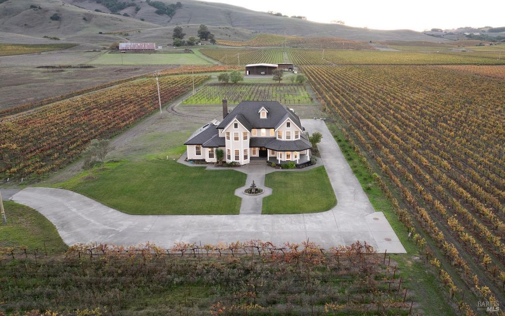 22033 Bonness Rd, Sonoma, CA 95476