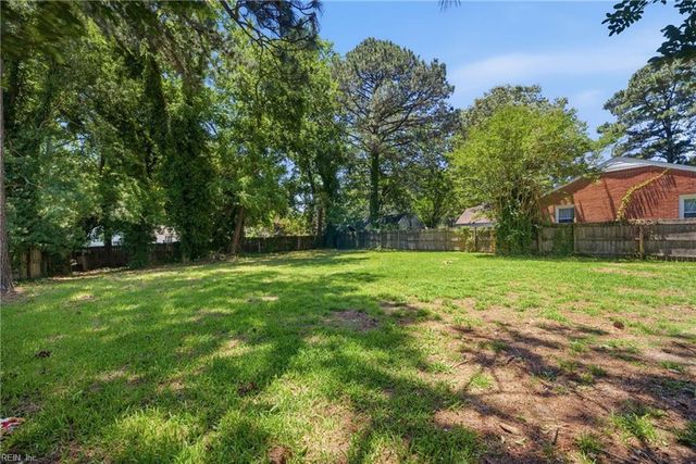 4201 Winchester DR, Portsmouth, VA 23707