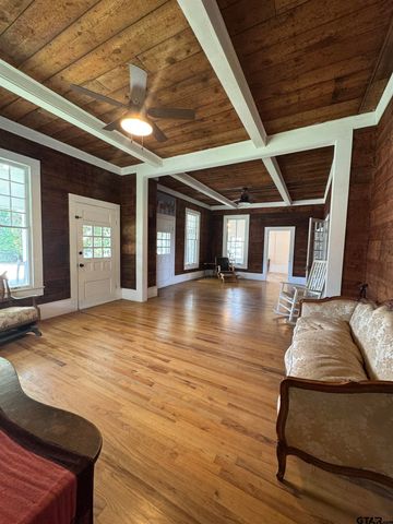 101 S Friou, Jefferson, TX 75657