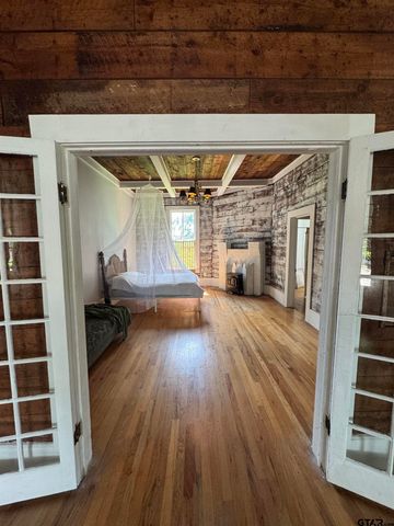 101 S Friou, Jefferson, TX 75657