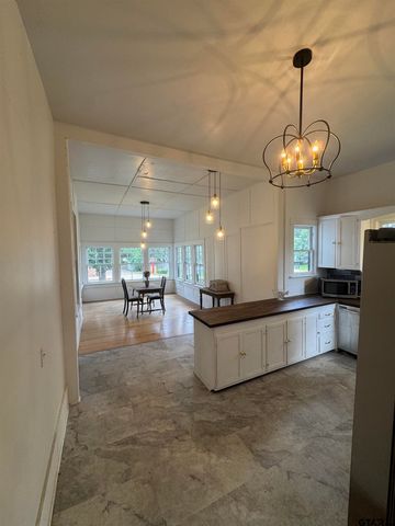 101 S Friou, Jefferson, TX 75657