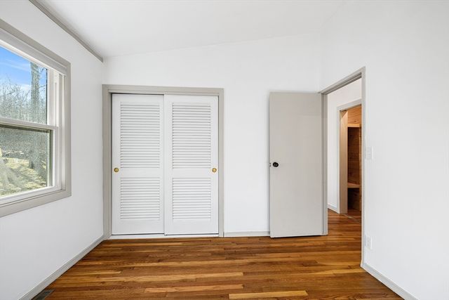 98 Lancaster Rd, Shirley, MA 01464