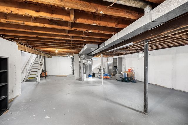 98 Lancaster Rd, Shirley, MA 01464