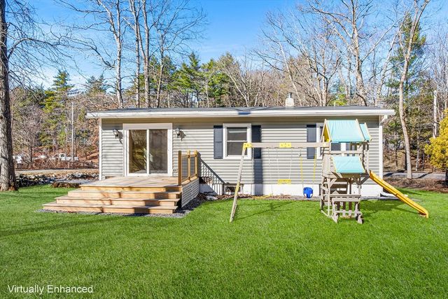 98 Lancaster Rd, Shirley, MA 01464