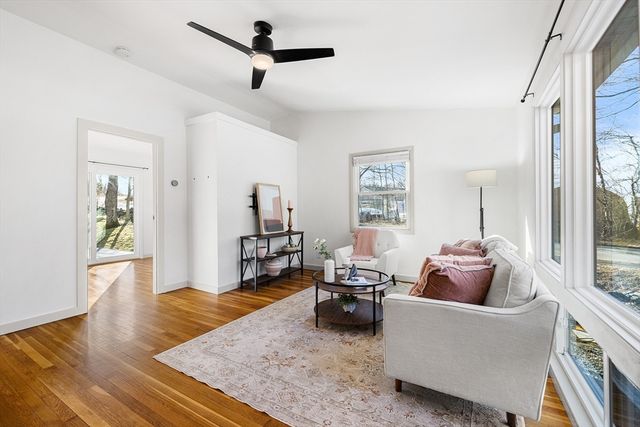 98 Lancaster Rd, Shirley, MA 01464