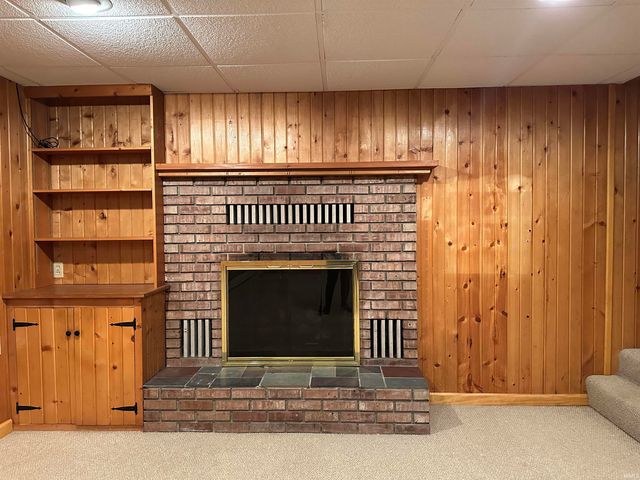 10598 N 500 E Road, Syracuse, IN 46567