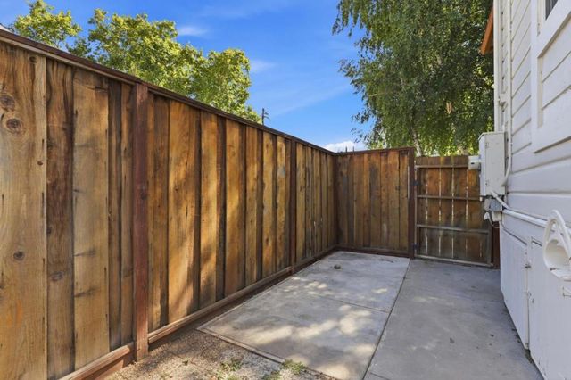 194 4th Street, Gilroy, CA 95020