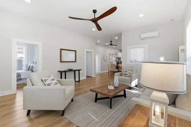 194 4th Street, Gilroy, CA 95020
