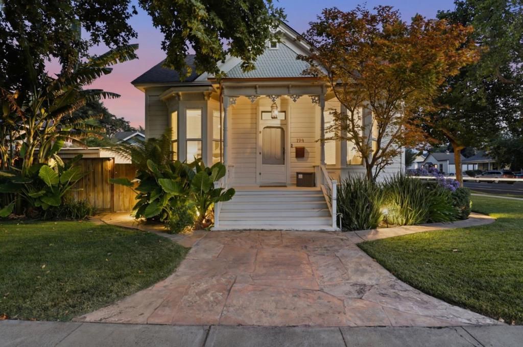Image 43 of property listing at 194 4th Street, Gilroy, CA 95020