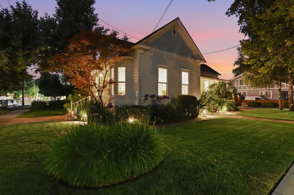 Image 56 of property listing at 194 4th Street, Gilroy, CA 95020