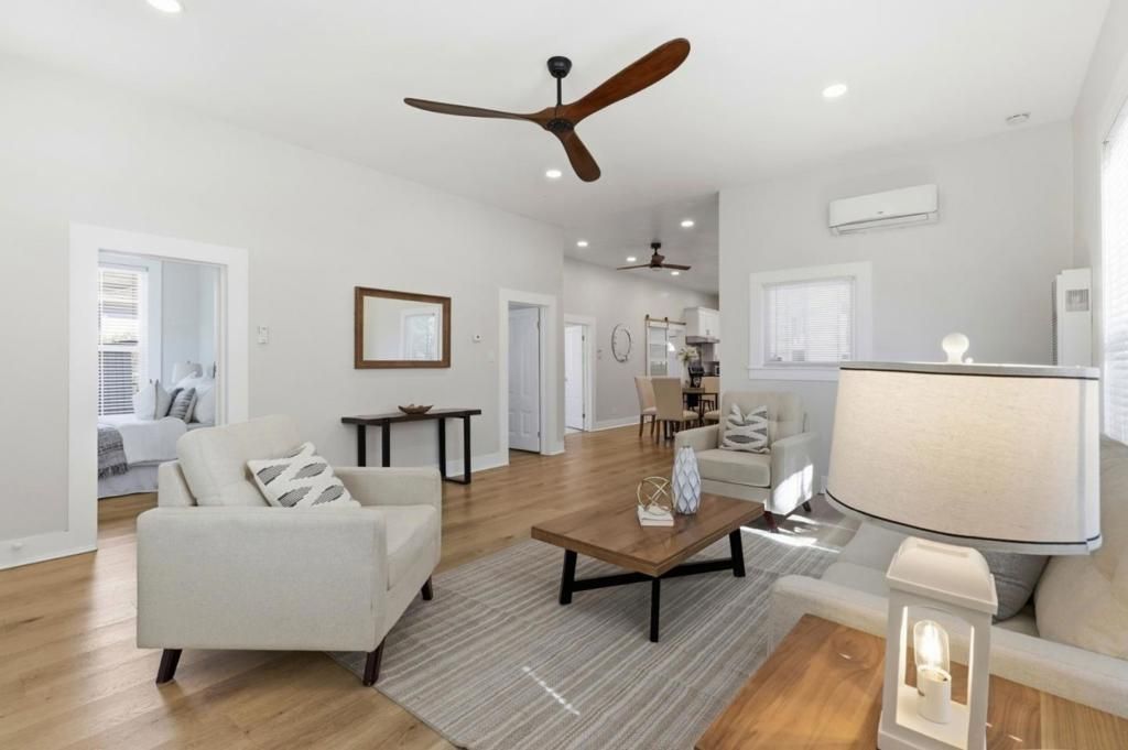 Image 9 of property listing at 194 4th Street, Gilroy, CA 95020
