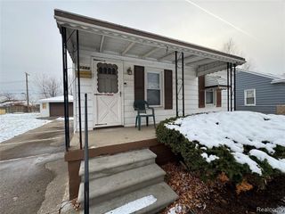 11384 Cadillac Avenue, Warren, MI 48089