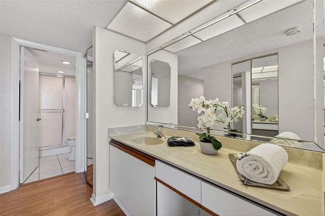 7600 BAYSHORE DRIVE 902, Treasure Island, FL 33706