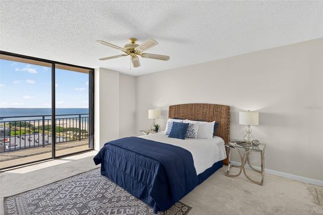 7600 BAYSHORE DRIVE 902, Treasure Island, FL 33706