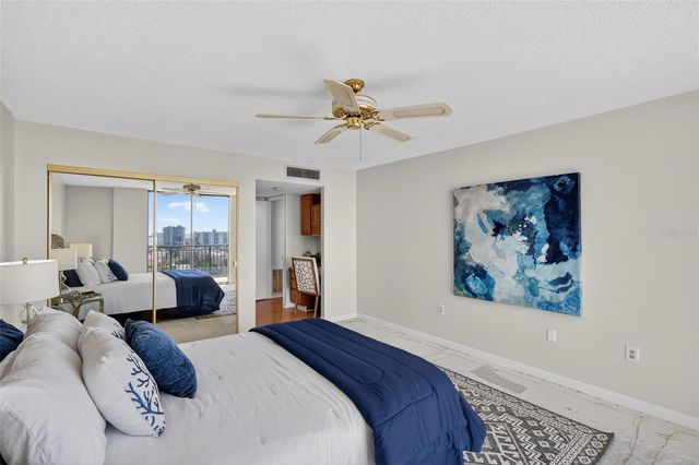 7600 BAYSHORE DRIVE 902, Treasure Island, FL 33706