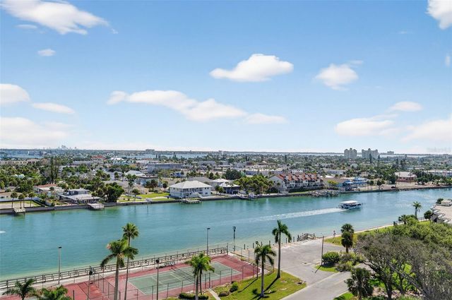 7600 BAYSHORE DRIVE 902, Treasure Island, FL 33706