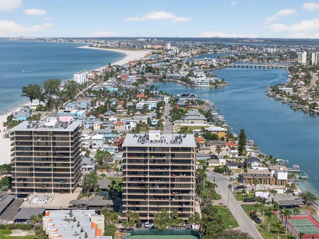 7600 BAYSHORE DRIVE 902, Treasure Island, FL 33706