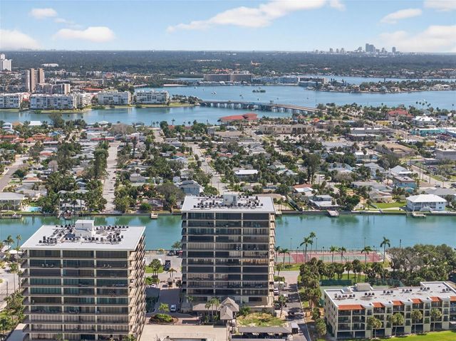 7600 BAYSHORE DRIVE 902, Treasure Island, FL 33706