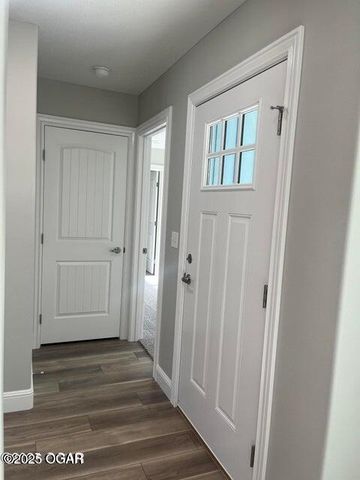 14 S Roane Street, Webb City, MO 64870