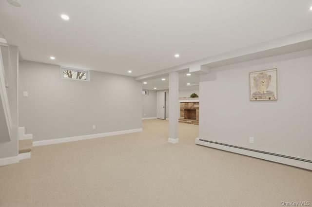 11 Levon Lane, Miller Place, NY 11764