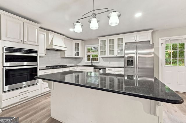 951 Hickory View Court NW, Marietta, GA 30064