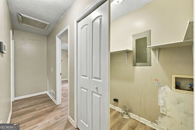 951 Hickory View Court NW, Marietta, GA 30064