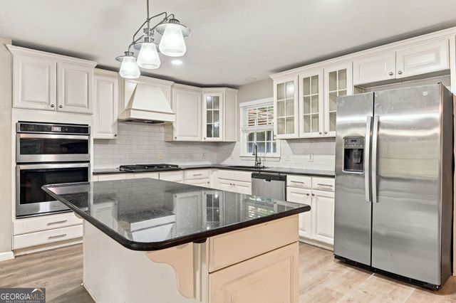 951 Hickory View Court NW, Marietta, GA 30064