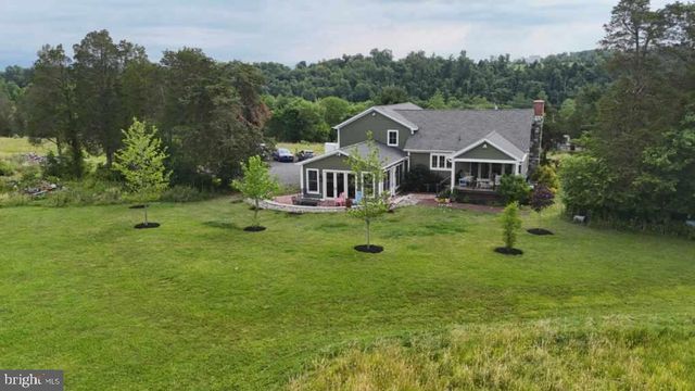 18 KRATZ, Zieglerville, PA 19492