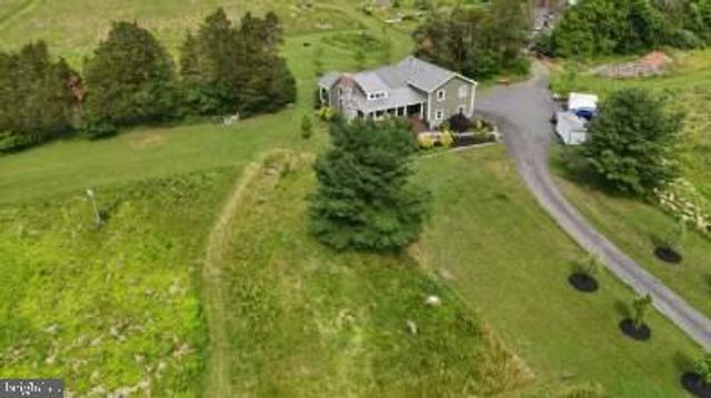 18 KRATZ, Zieglerville, PA 19492