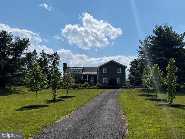 18 KRATZ, Zieglerville, PA 19492