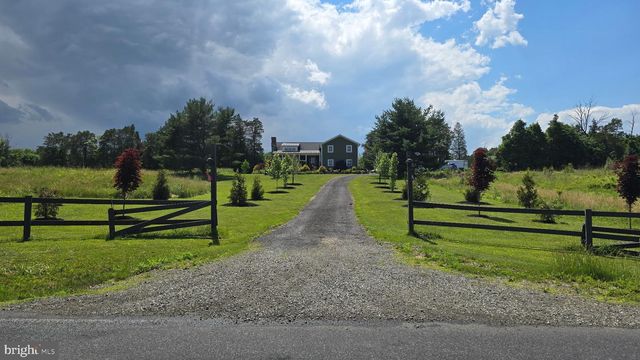 18 KRATZ, Zieglerville, PA 19492