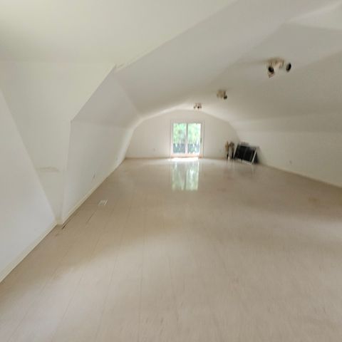 13616 Route 176, Woodstock, IL 60098