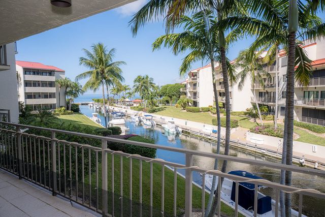 104500 Overseas Hwy Apt B204, Key Largo, FL 33037