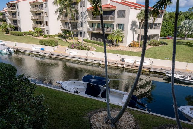 104500 Overseas Hwy Apt B204, Key Largo, FL 33037