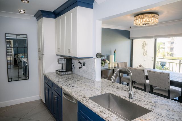 104500 Overseas Hwy Apt B204, Key Largo, FL 33037