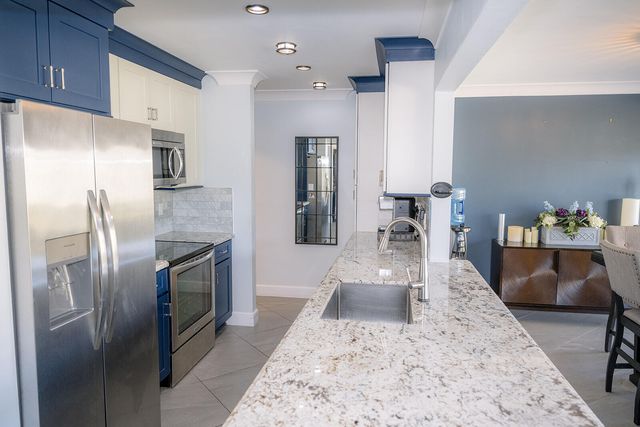 104500 Overseas Hwy Apt B204, Key Largo, FL 33037