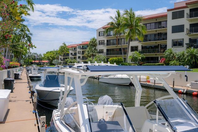 104500 Overseas Hwy Apt B204, Key Largo, FL 33037