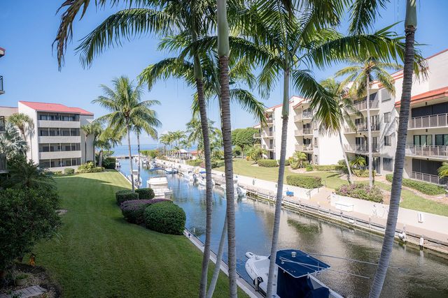 104500 Overseas Hwy Apt B204, Key Largo, FL 33037