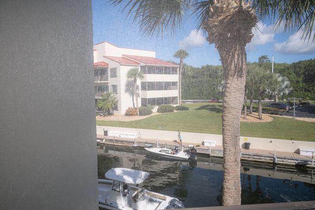 104500 Overseas Hwy Apt B204, Key Largo, FL 33037