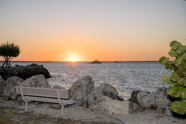 104500 Overseas Hwy Apt B204, Key Largo, FL 33037