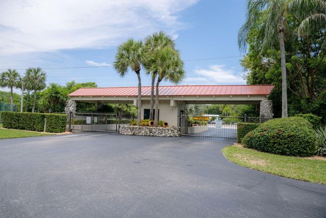 104500 Overseas Hwy Apt B204, Key Largo, FL 33037