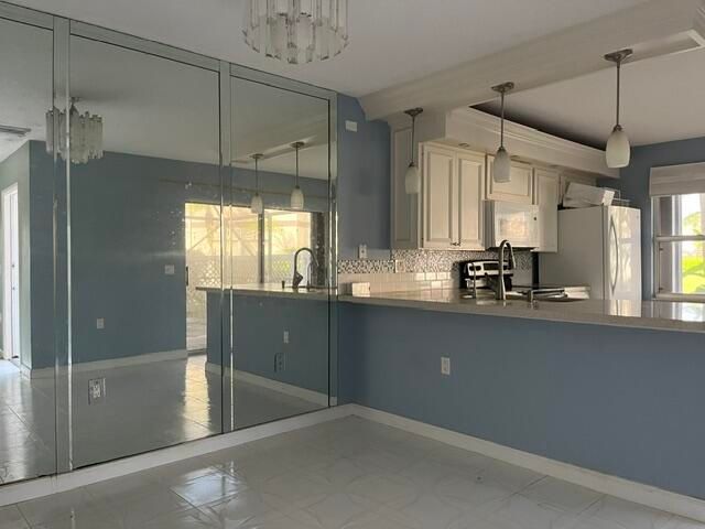 11 AMHERST Court D, Royal Palm Beach, FL 33411