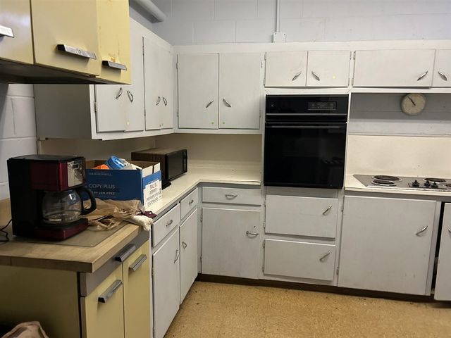 2451 Spansail, Niles, MI 49120