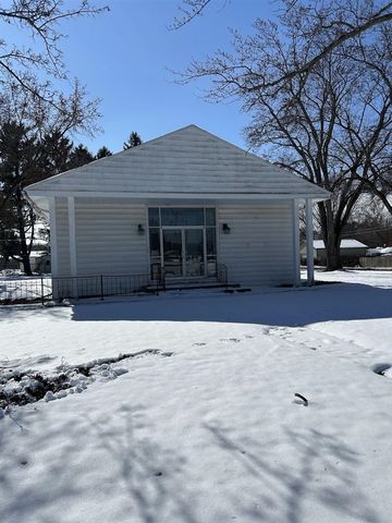 2451 Spansail, Niles, MI 49120