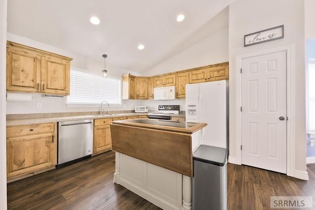 1146 S Curlew Drive, Ammon, ID 83406