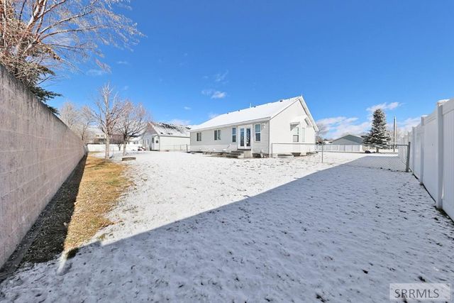 1146 S Curlew Drive, Ammon, ID 83406